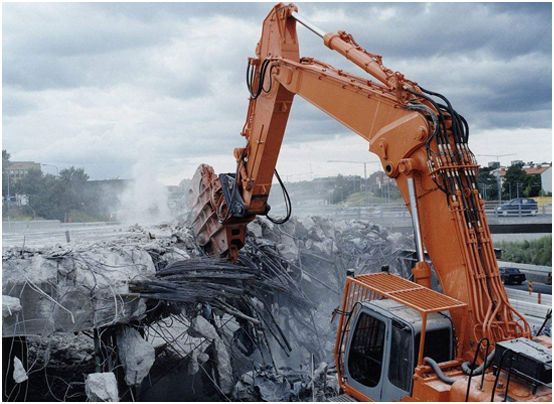 ������Ǩ��ʦ�����ز�Ǩ�ļ�����ǰ��һ �Ƿ����Υ����